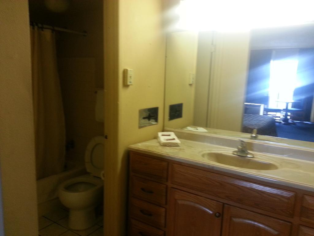 America'S Best Inn & Suites Clarksville Clarksville (Clark County) Pokój zdjęcie